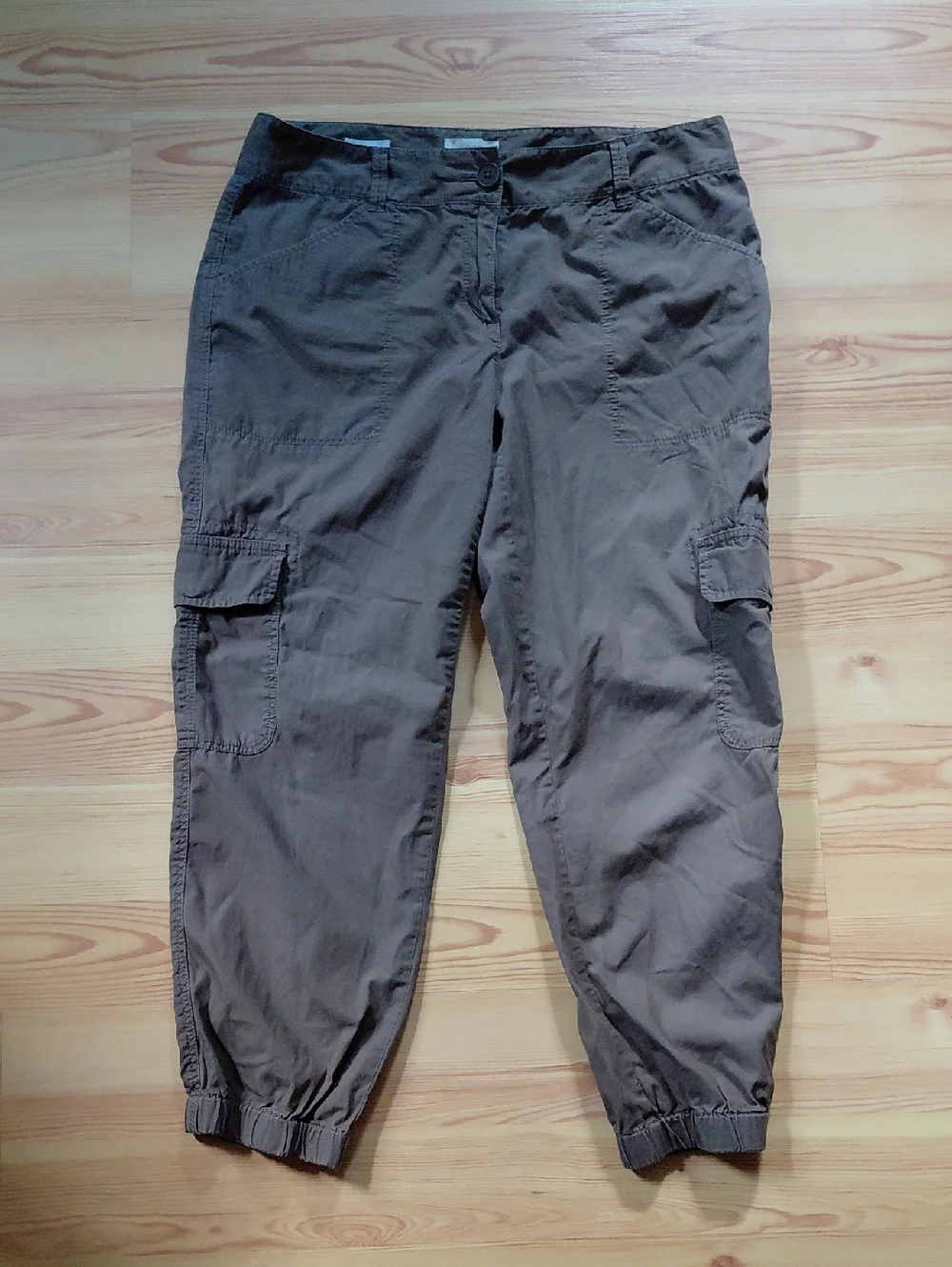 Loft Outlet Cargo Jogger Pants in Olive Green